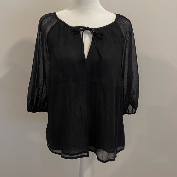 NWT Abercrombie & Fitch Sheer Layered Flowy Black Blouse - Size Large - Picture 5 of 7
